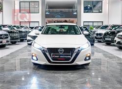 نيسان ألتيما